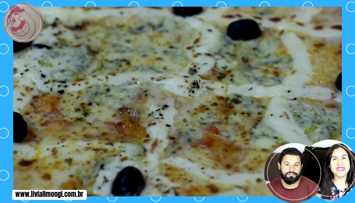 Pizza do Habib's quatro queijo